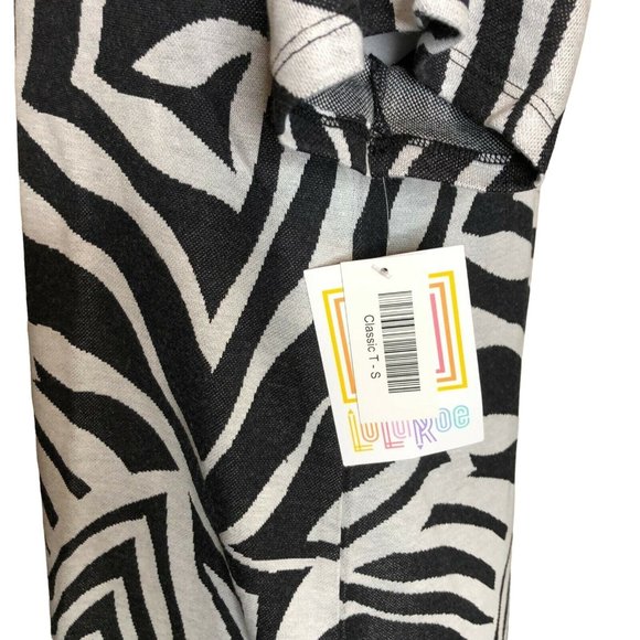 LuLaRoe Classic T Women's Small Top Black and White Zebra Pattern NWT - Picture 4 of 8